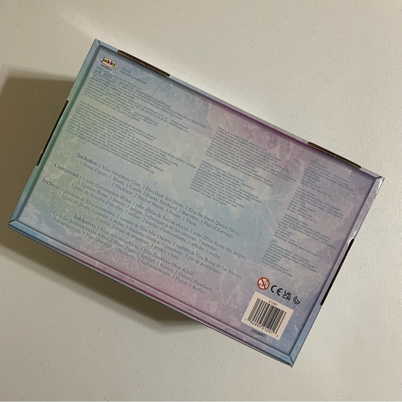 Frozen Elsa’s Journey Dress-Up Trunk Set-Fits Sizes 4-6X NWT - Picture 8 of 15